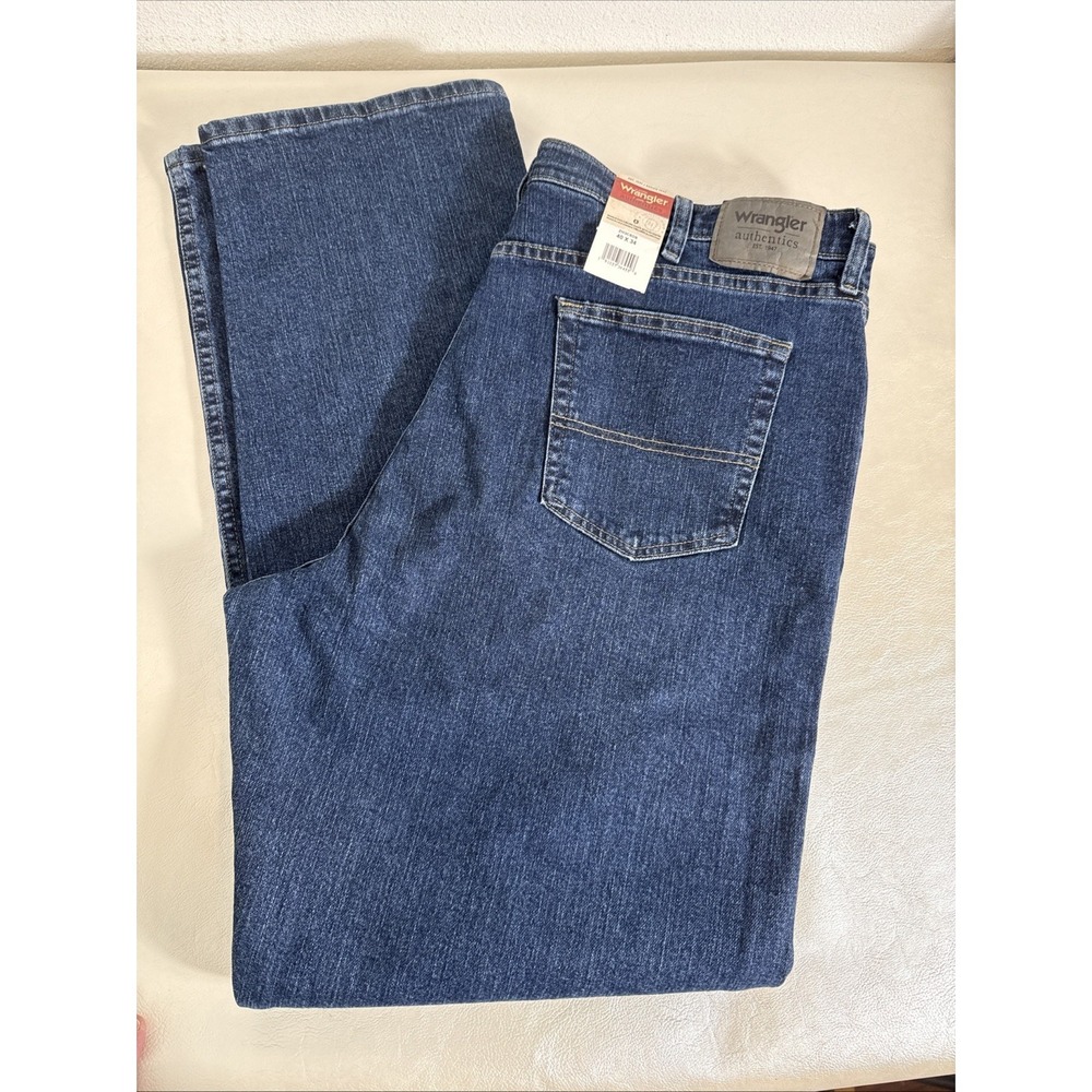Wrangler Authentics‎ Men's NWT Relaxed Fit Flex Jeans  40x34 *NEW*     (GRN)